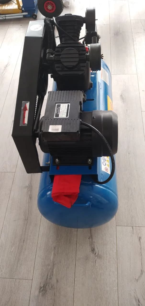Компрессор 100л